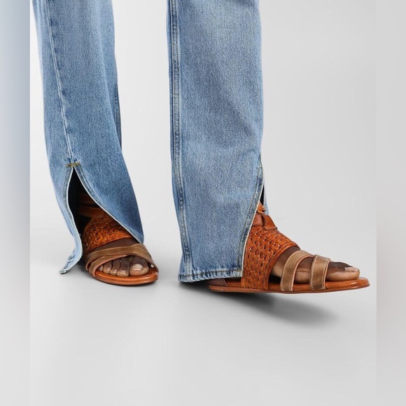 Free People We The Free Long Lines Slit Straight Jean Women’s Denim Flare SZ 29 - Picture 4 of 13